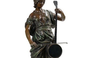 ECOLE ORIENTALISTE VERS 1900 - CHERC (XXe) ? Musicienne orientale Epreuve en bronze à patine...