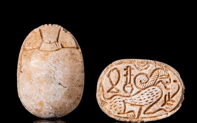 EGYPTIAN STEATITE SCARAB WITH DEPICTION OF A LION
