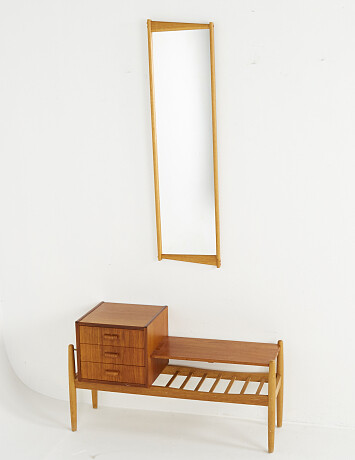 Hall furniture telephone table and mirror Hallmöbel telefonbord samt spegel