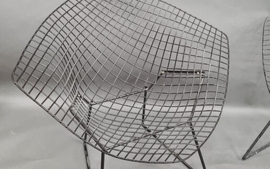 Harry BERTOIA (1915-1978), Ensemble de 4 fauteuils modèle 421 LU dit "Diamond chair", assise en...