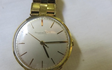 IWC Schaffhausen Gold Wrist Watch, Serial No. 1462533, circa...
