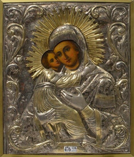 Icon painted on wood representing a "Virgin and...