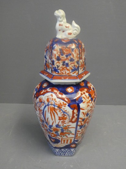 Imari hexagonal sided vase topped with a dog of Fo handle li...
