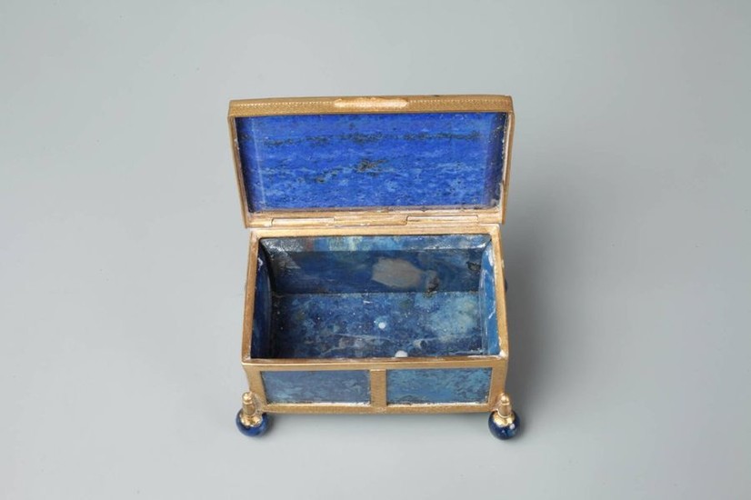 Lid box lapis lazuli