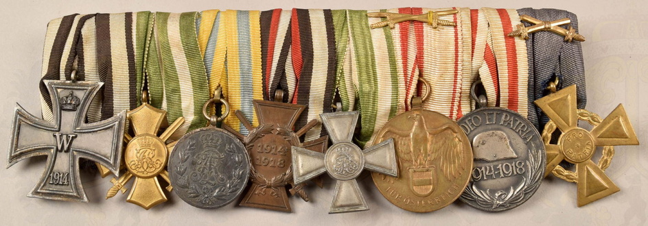 Medal clasp of a Saxonian sergeant with 8 awards