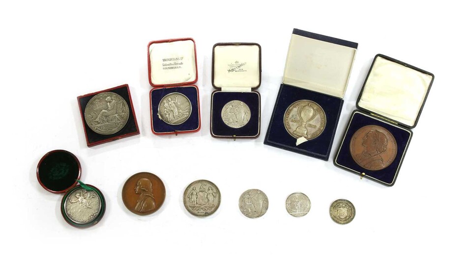 Medallions, Great Britain and World