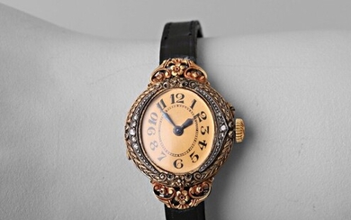 Montre bracelet de dame en or jaune 750 millièmes,... - Lot 76 - Vasari Auction