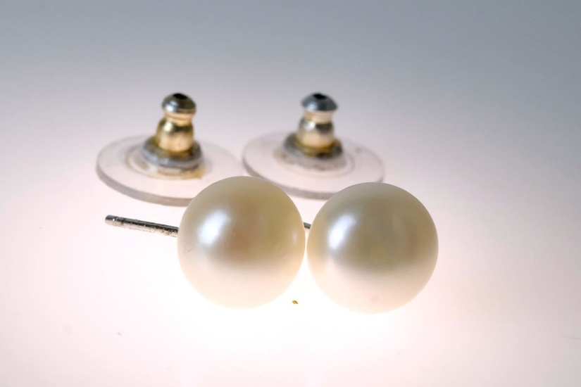 PAIRE DE BOUCLES D'OREILLES avec des perles Bouton (D 8mm), belle brillance, parfait pour un...