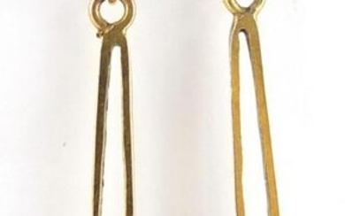 Pair of 9ct gold amethyst drop earrings, 3cm in length