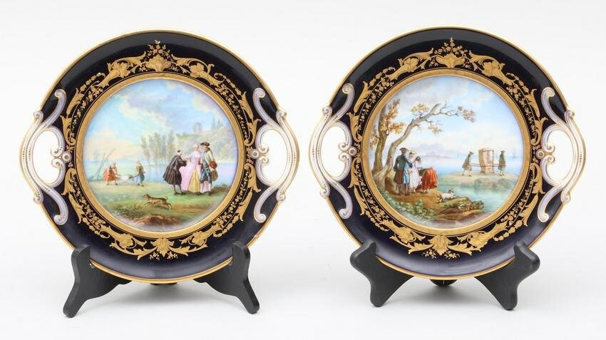 Pair of Vincennes cabinet plates