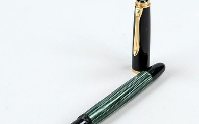 Parker piston fountain pen, 2nd half of 20th century, with gold nib, slightly rubbed, l. 12,5 cm