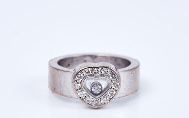 RING. Chopard, “Happy diamonds”, 18 k white gold, with 13 brilliant cut diamonds, total approx. 0.29 ct.