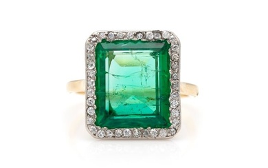 Russian Ural Mountains Emerald Ring with Diamonds
