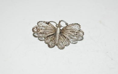 Vintage 800 Silver Ornate Filigree Butterfly Brooch