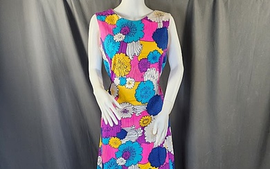 Vintage Retro Print Maxi Dress