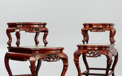 pair of Chinese side tables, Hong Kong, mid 20s. Jh. (2).