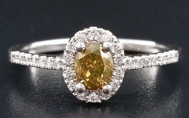 0.62ct Natural Fancy Vivid Greenish Orange - 14 kt. White gold - Ring - Diamonds, ***No Reserve Price***