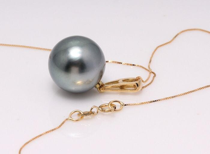 14 kt. Yellow Gold - 12x13mm Round Tahitian Pearl