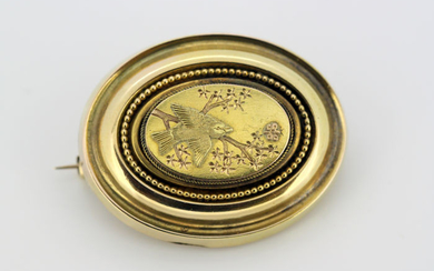 15 kt. Circa 1880's - Antique Victorian 15k gold mourning brooch