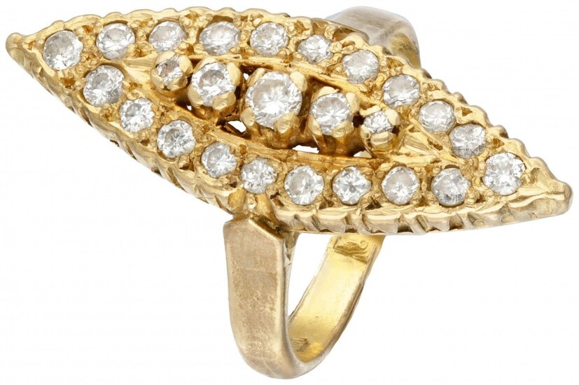 20K. Yellow gold vintage marquis ring set with approx. 0.81 ct. diamond.