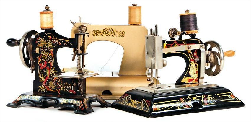 3 child sewing machine, 2x Made in US-zone, nice