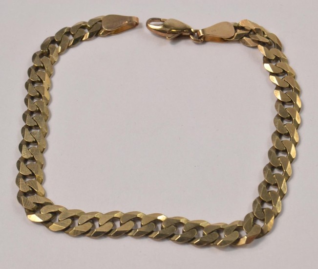 375 stamped gold bracelet in original jewellers presentation...