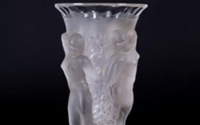 HENRY GUNTHER SCHLEVOG Vase "Trois Bacchantes" (also
