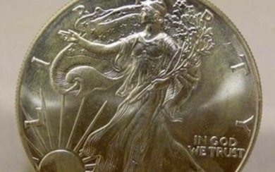 2002-P American Silver Eagle .999 Silver coin.