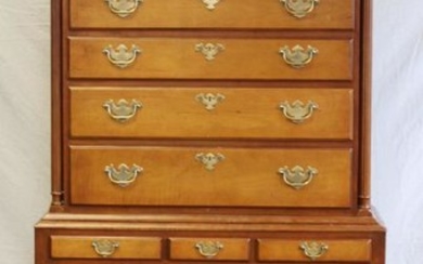 HICKORY CHAIR CO. QUEEN ANNE STYLE HIGH CHEST