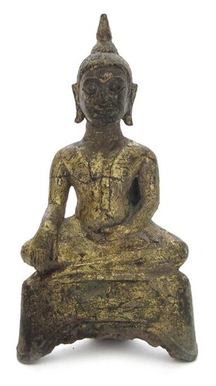A BRONZE FIGURE OF SEATED BUDDHA, Thailand, 16th ct. - h. 16 cm
