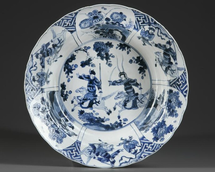 A CHINESE PLATE, WITH THE SIX CHARACTER MARK OF KANGXI