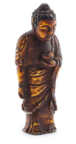 A GILT-LACQUERED JADE FIGURE OF A BUDDHA QING DYNASTY