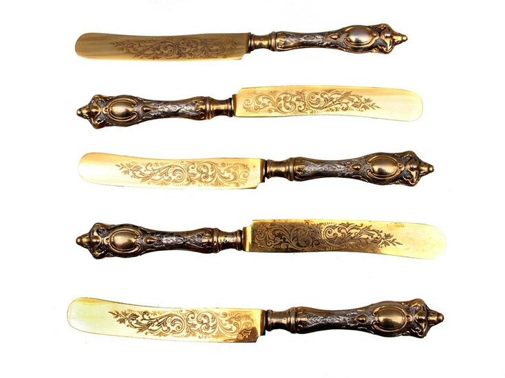A SET OF FIVE GILT-SILVER GERMAN KNIVES. 19TH C.