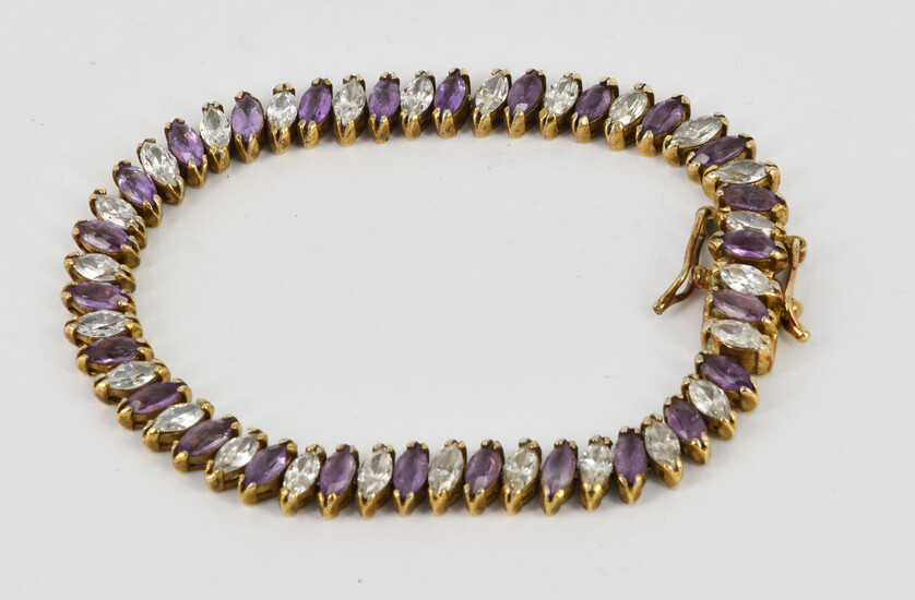 A SILVER AND AMETHYST BRACELET
