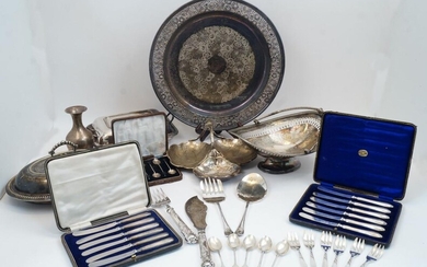 A group of silver and silver plate, to include: a cased set of six silver coffee bean spoons, Birmingham, 1924, Hukin & Heath Ltd; a cased set of six silver handled tea knives with stainless steel blades, Sheffield, 1922, John Round & Son Ltd;...