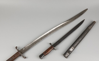 A lot comprised of (2) British bayonets, originating from the British armies, 1st half 20th...