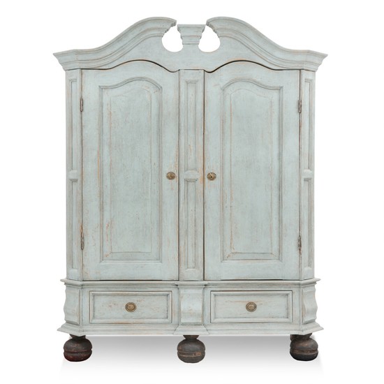 A painted large Baroque style cupboard with two panelled doors. Denmark, early 20th century. H. 220 cm. W. 170 cm. D. 65 cm.
