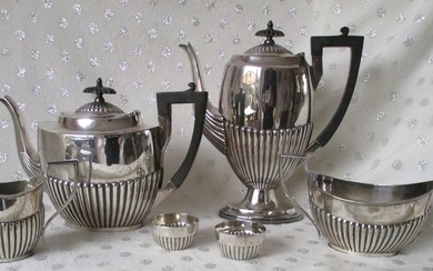 Antique heavy silver-plated tea-coffee set, Ebony handle, Gadroon decorated Walker & Hall (6) - Silverplate