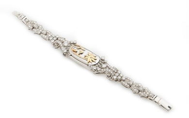 Bracelet ruban en or gris 18K (750/°°), composé de maillons géometriques stylisés, entièrement sertis de...