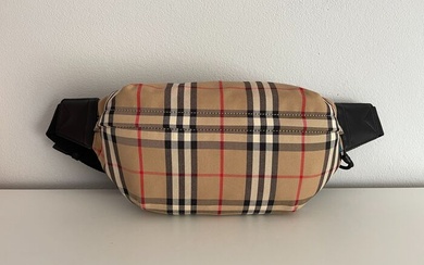 Burberry - Vintage Check Sonny Bum Bag - Belt pouch
