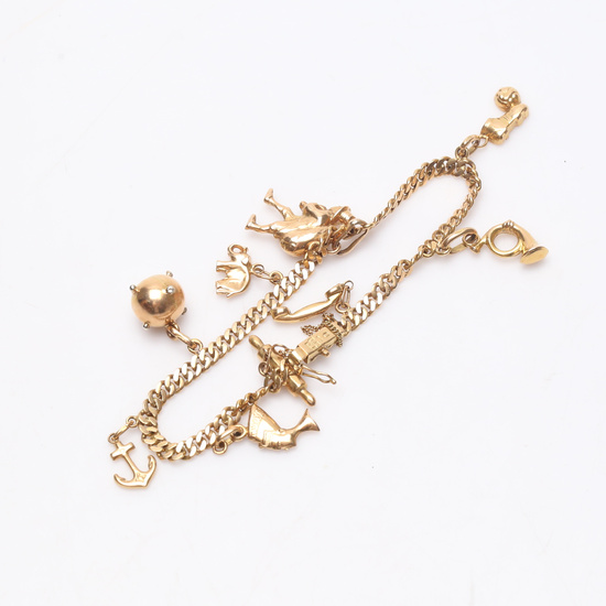 CHARM BRACELET, gold, 18K, weight approx. 17. 5 grams.