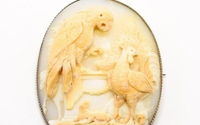 Cameo Pin of Birds and Animals