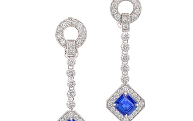 Cartier Sapphire and Diamond Pendent Earrings | 卡地亞 | 1.32 及1.22 克拉 天然 「喀什米爾」未經加熱藍寶石 配 鑽石 耳墜一對