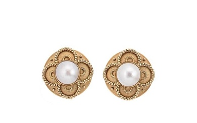 Deacon and Francis - A pair of Mabé pearl ear studs