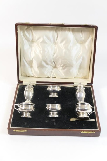 George V silver six piece condiment set, Birmingham 1932,...