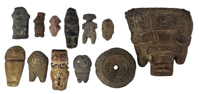 Group of 12 Pre-Columbian Trinkets Figures. Ex-Kevin