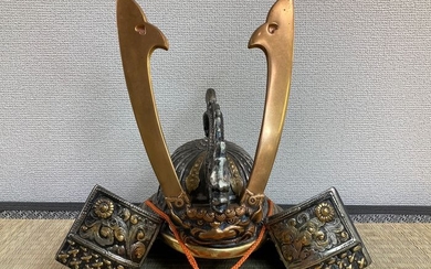 Kabuto - Bronze - Very fine samurai helmet - Japan - Showa period (1980)