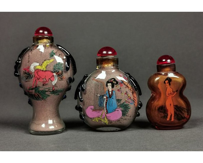 LOT OF 3 CHINESE SNUFF BOTTLES