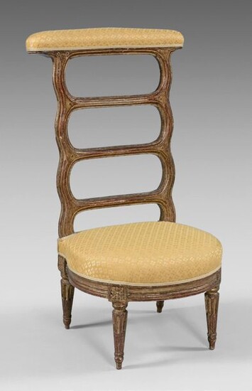 Large chaise voyeuse en hêtre doré. Dossier... - Lot 277 - Beaussant Lefèvre & Associés