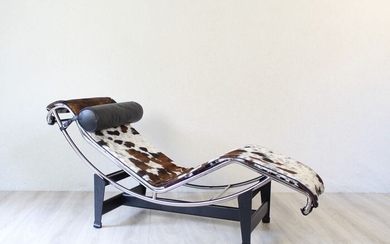 Le Corbusier - Cassina - Chaise lounge (1) - LC4